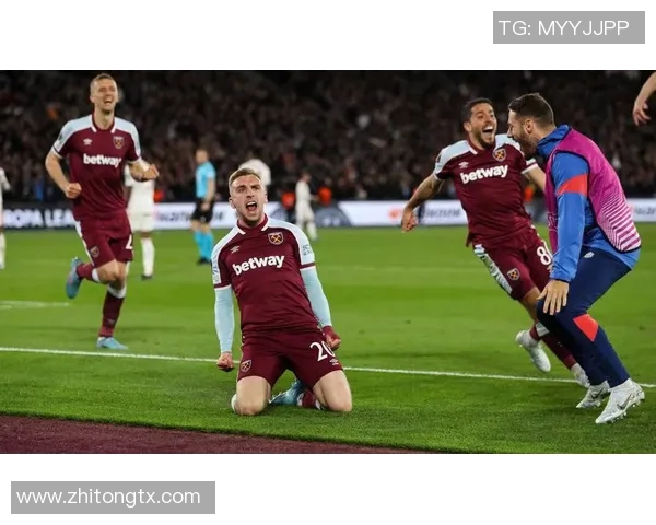 预判球的落点助力精准进攻 足球球星如何凭直觉突破防守